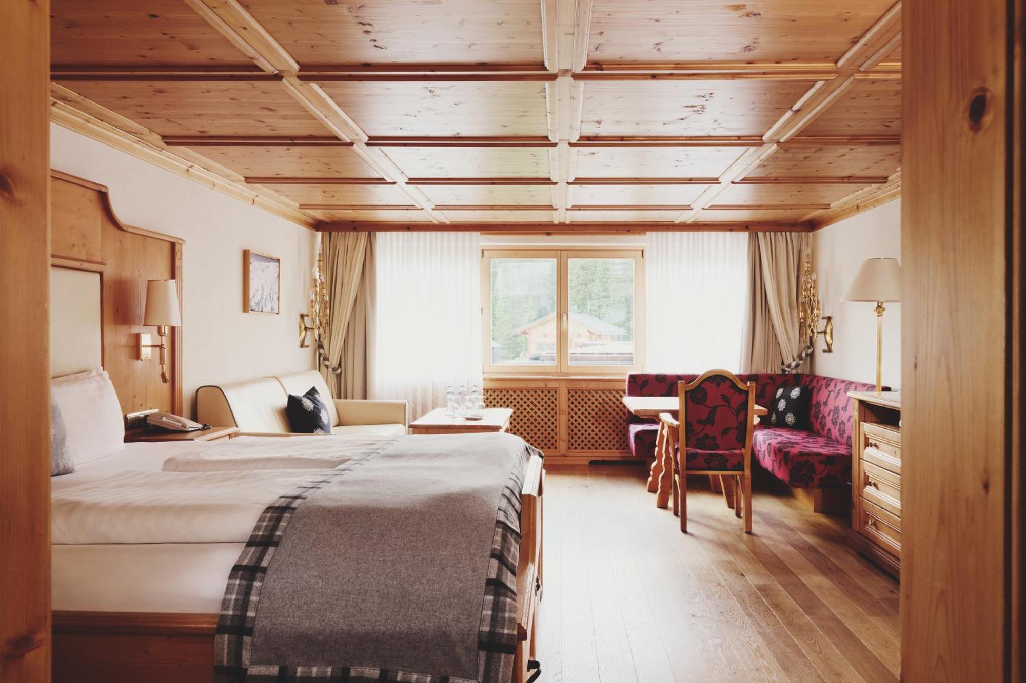 Burg Hotel Oberlech Экстерьер фото