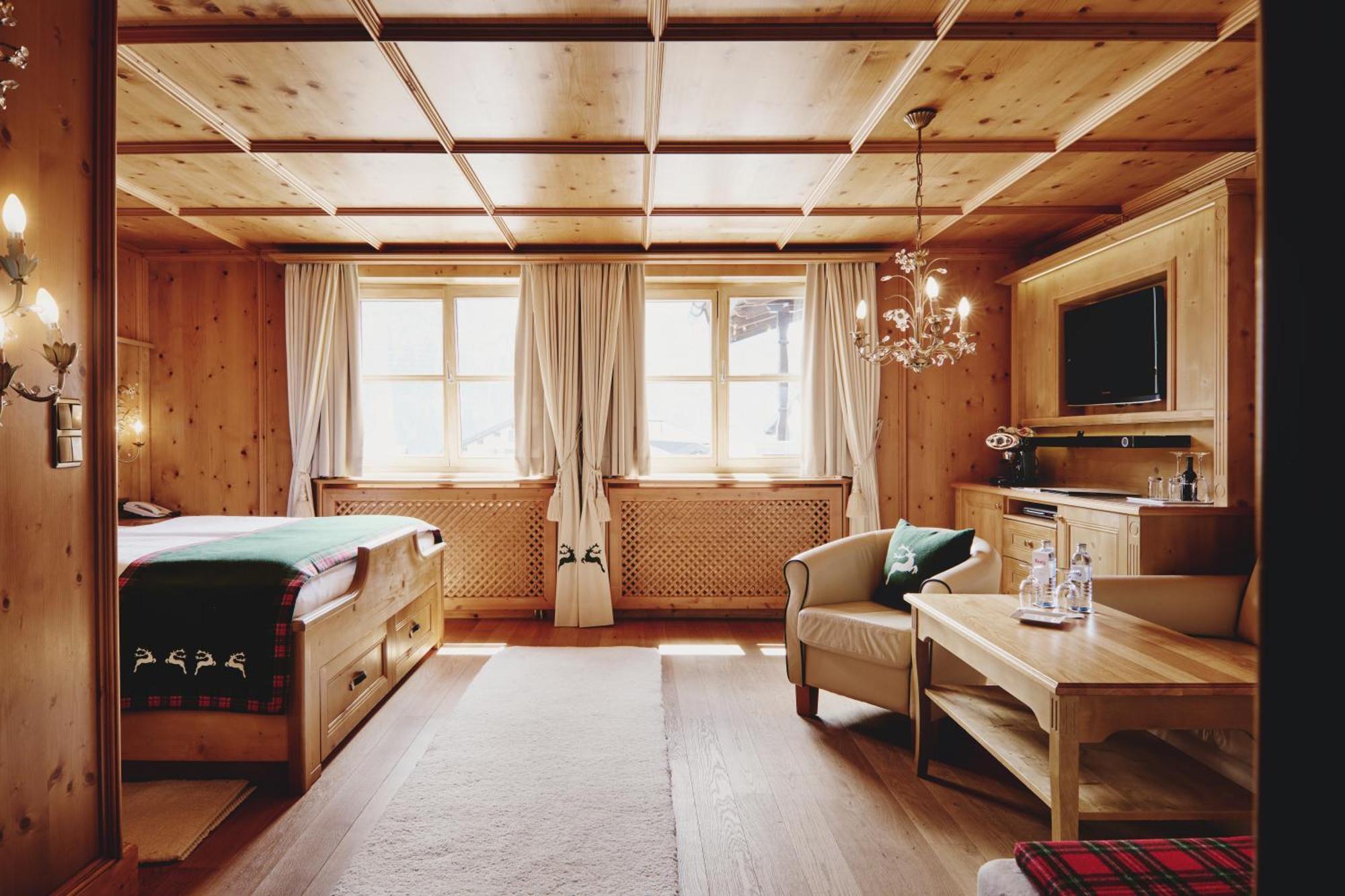 Burg Hotel Oberlech Экстерьер фото