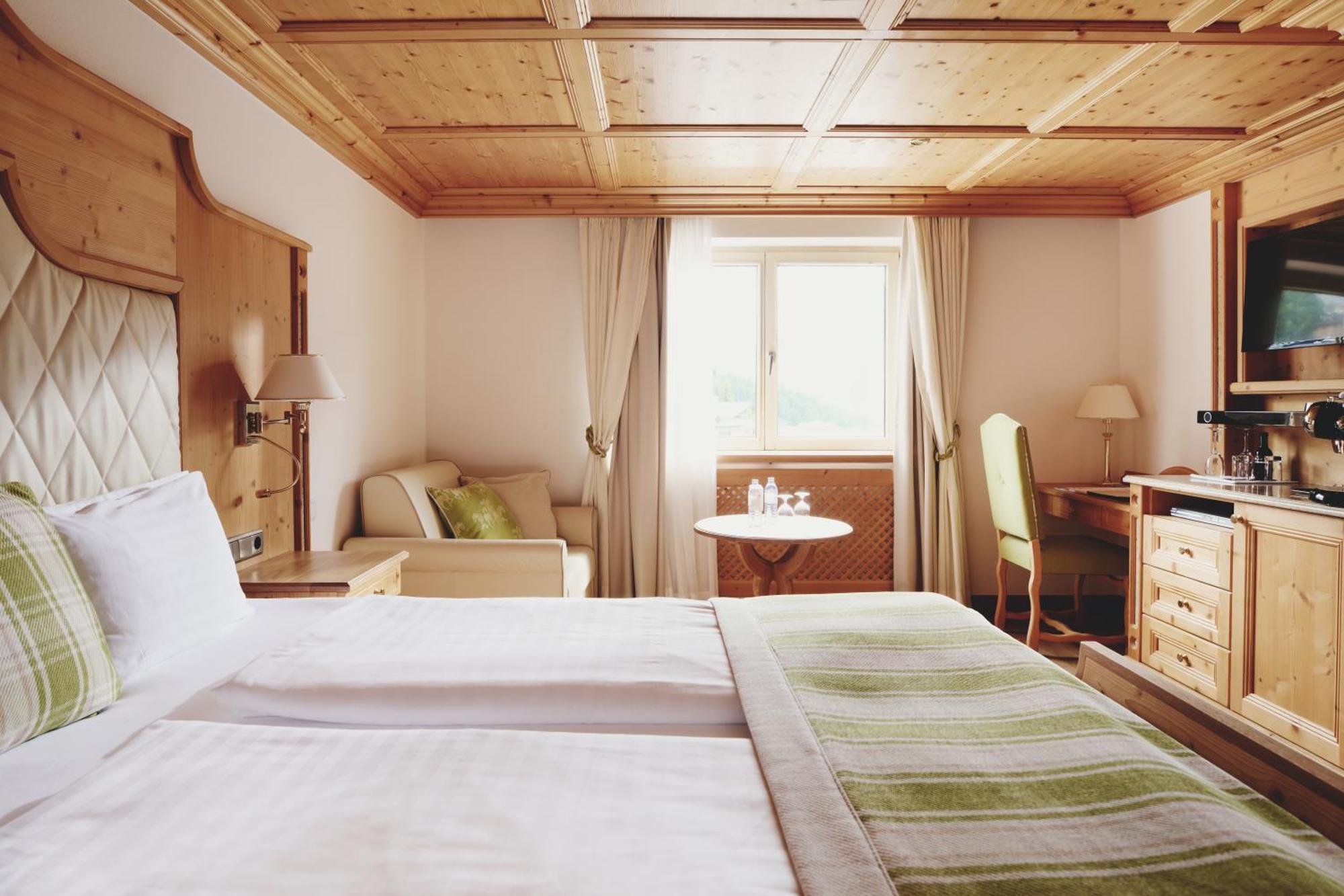 Burg Hotel Oberlech Экстерьер фото