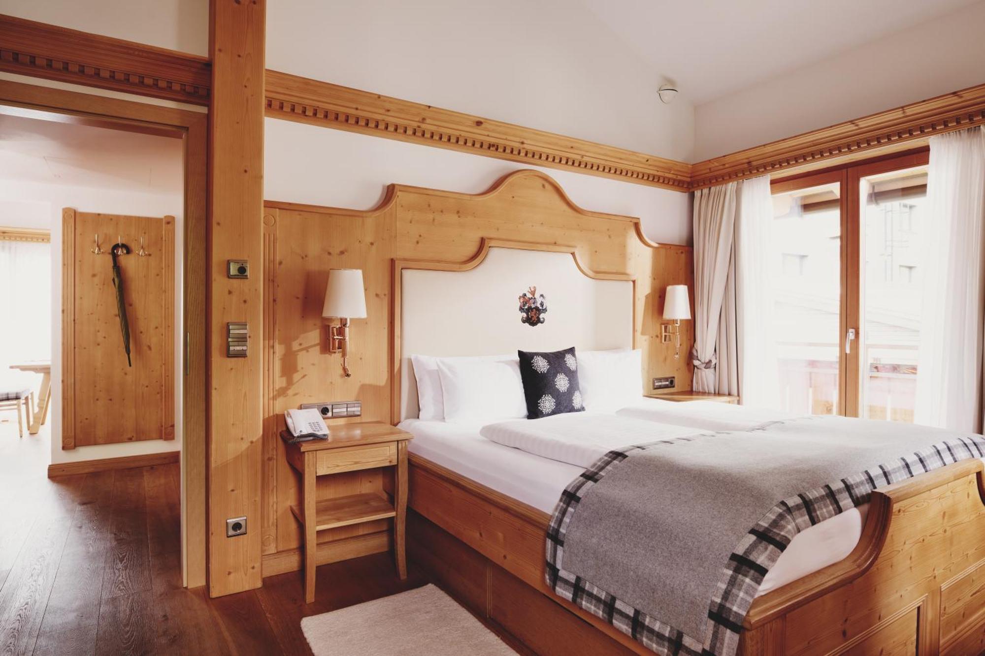 Burg Hotel Oberlech Экстерьер фото